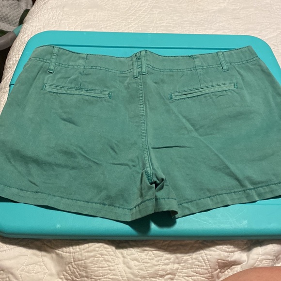 Green chino shorts 🌸 bundle and save - Picture 4 of 5